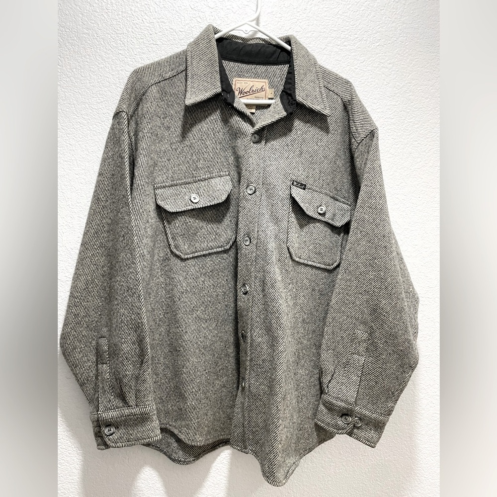 Woolrich Men's Wool Nylon Heavy Button Up
Size L